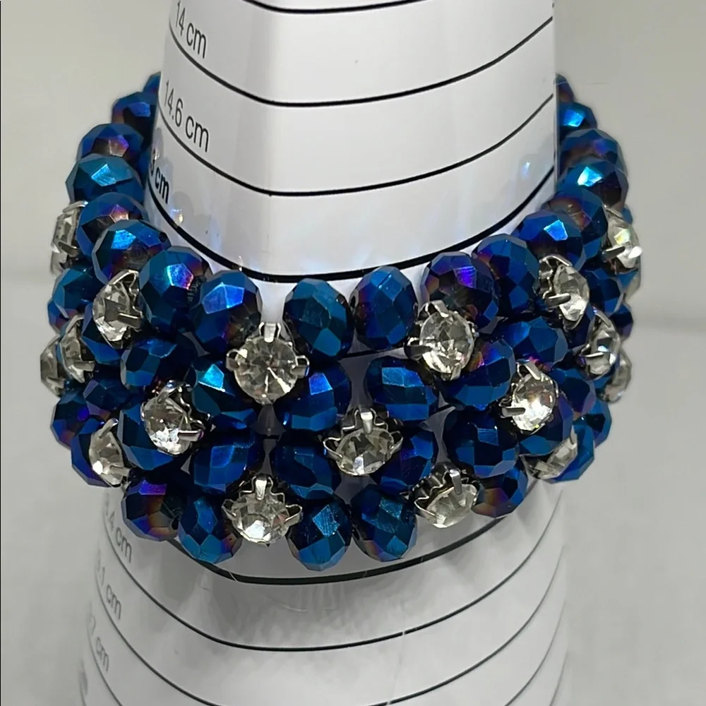 Vtg gorgeous Blue bead clear stretch prong set rhinestone Bracelet beautiful